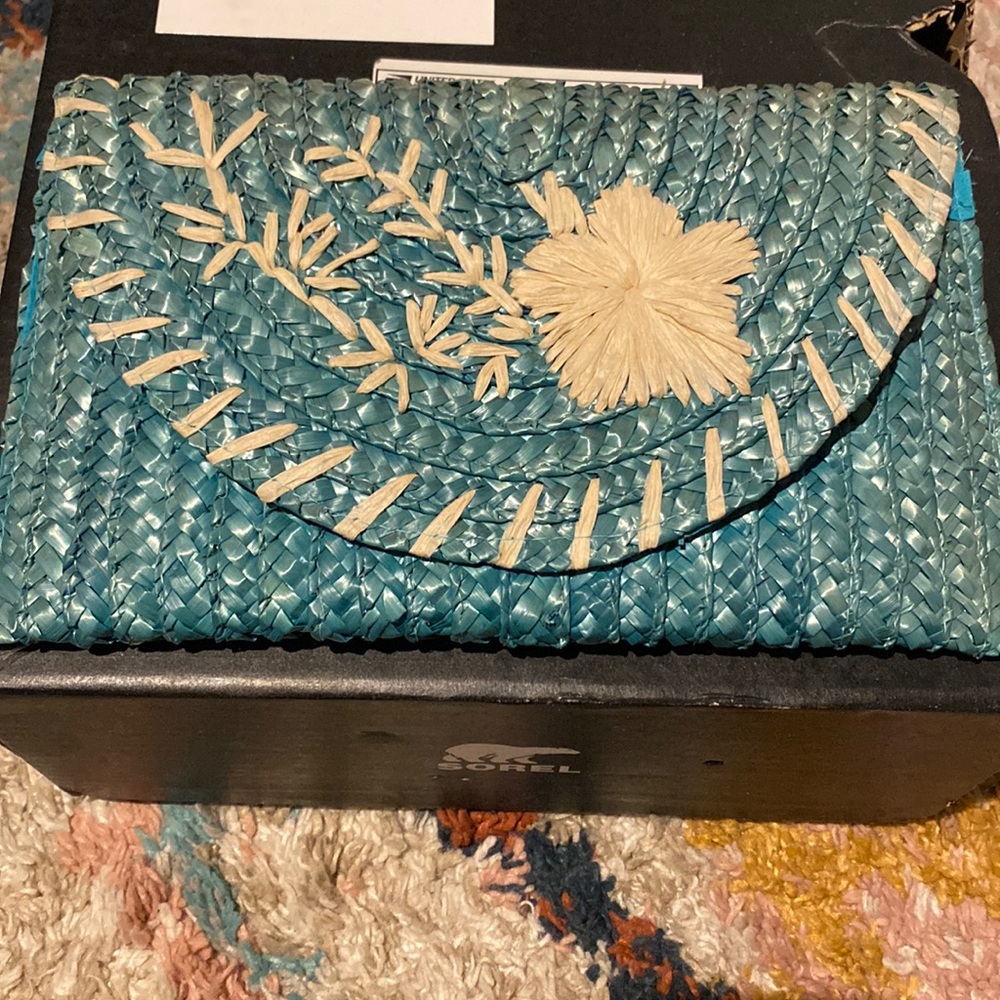 2 Chic Turquoise hand bag